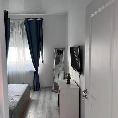 Nancy House Sea דירה *